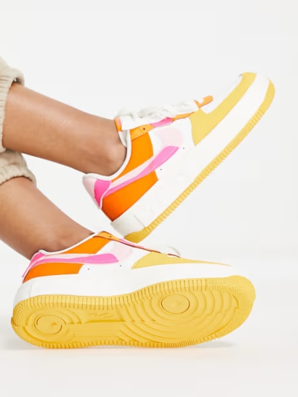 Nike Women's Low-Top Colorblock Sneakers in White, Orange & Pink Size 6.5/ 37.5